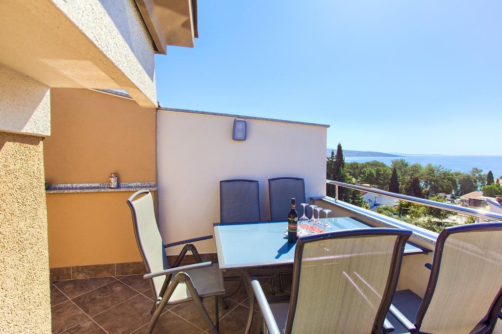 Apartments Vall Krk Town Exterior foto